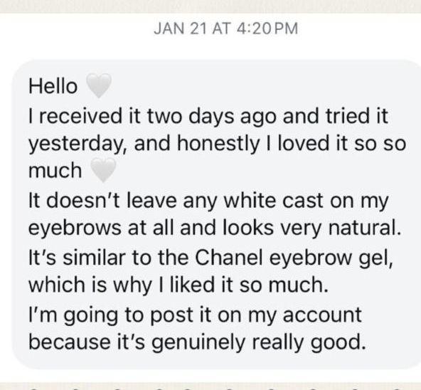 Customer review praising the natural finish of GlowbyHK Brow Gel